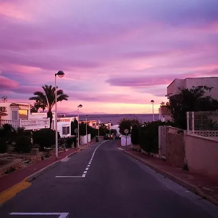 Sunny La Mata Apartament